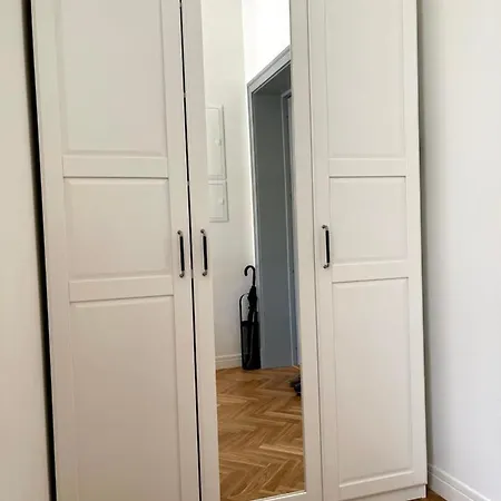 Center Theater Apartament *